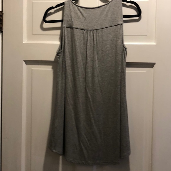 White House Black Market Dressy Tee Size S - Picture 2 of 3